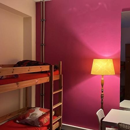 Hostel Poplawok Варшава Екстер'єр фото