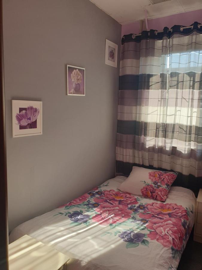 Hostel Poplawok Варшава Екстер'єр фото