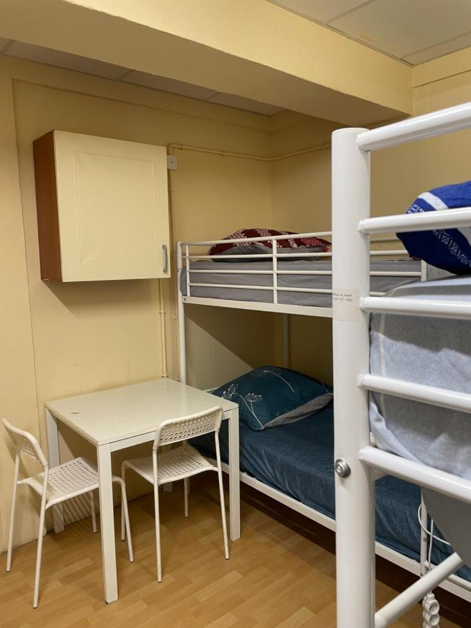 Hostel Poplawok Варшава Екстер'єр фото